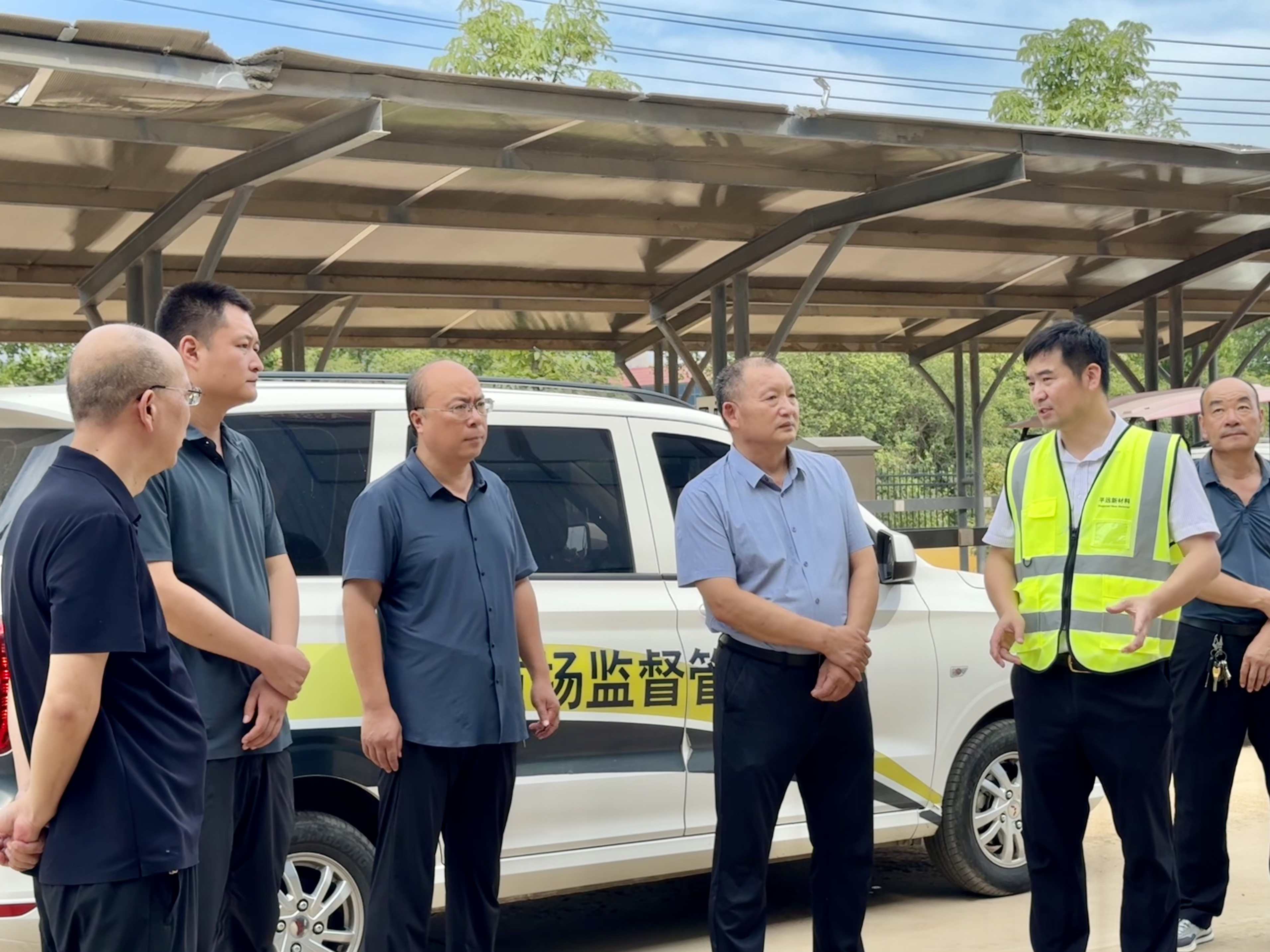 鄢陵縣市場監督管理局來公司幫扶指導